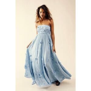 Free People Rosa Maxi Dress Baby Blue 3D Flowers Strapless Fairy XS Small